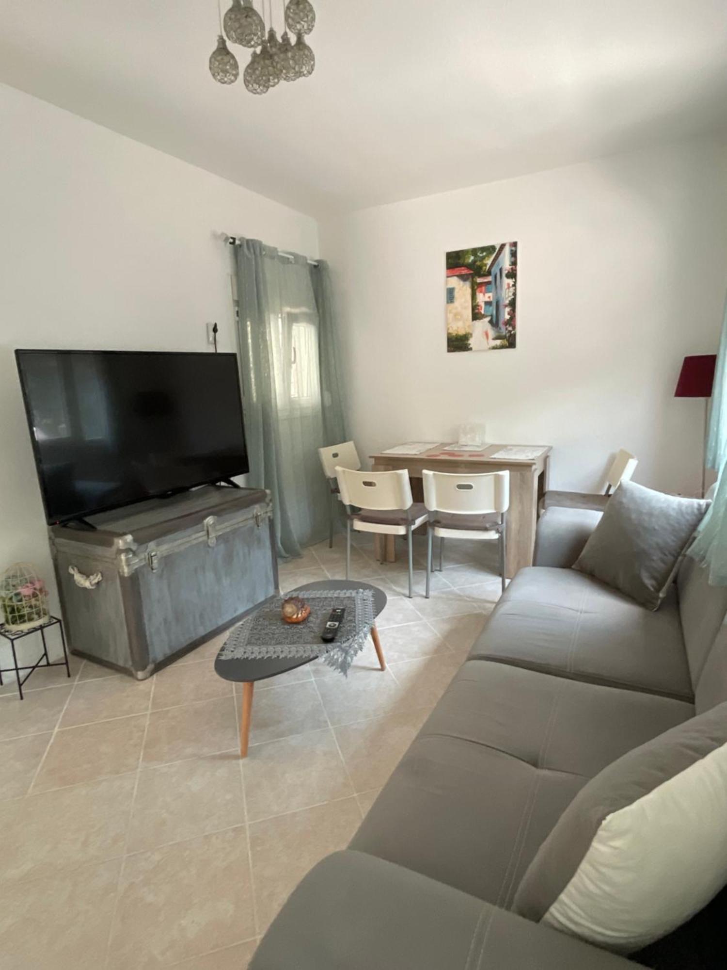 Comfy Myrvalis Apartment Agia Trias Exteriör bild